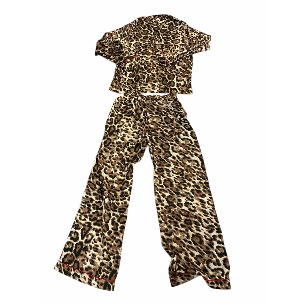 Brand New Main Strip Women’s Size Small Leopard Print Pajama Lounge Set